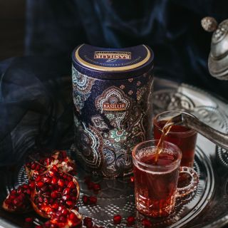 Pozvedněte svůj zážitek z čaje se směsí Magic Nights od společnosti Basilur. Každý doušek naplněný přírodním ovocem a...